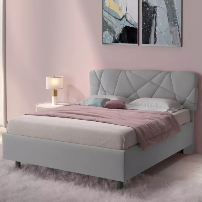 letto matrimoniale grigio chiaro