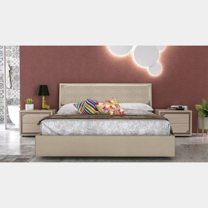 Letto contenitore moderno, ecopelle Sabbia con giroletto imbottito