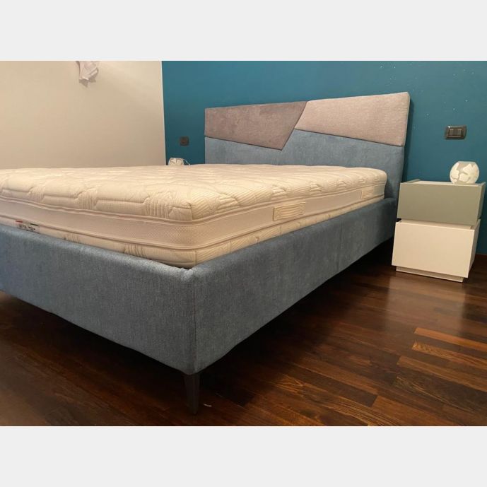 Elegante Letto contenitore Fenice in finitura grigio seta, grigio perla e verde oceano