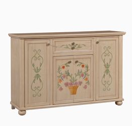 Credenza in legno finitura avorio pennellato e decori, con 4 porte e 2 cassetti 159x107