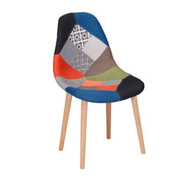 Sedia imbottita in Tessuto Patchwork con gambe in Legno