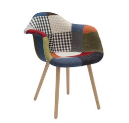 Poltrona di Design tessuto Patchwork con gambe in Legno di Faggio