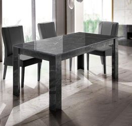 Tavolo in marmo allungabile, 137x90 cm, finitura effetto Marmo Lucido
