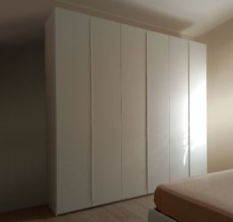 Nuovo Armadio moderno 6 ante Bianco frassinato