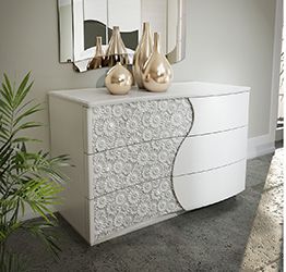 Comò stile contemporaneo con 3 cassetti, bianco con inserti floreali