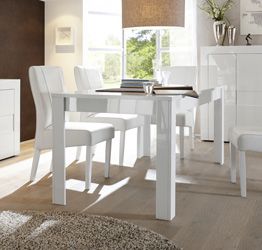 Tavolo MADE IN ITALY  allungabile da 140 o 180 cm in bianco lucido