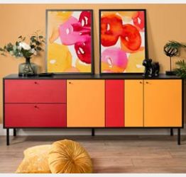 Madia credenza colorata, in finitura rossa e gialla con tre ante e due cassetti