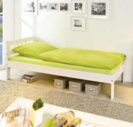 Letto in legno massello, laccato naturale, con aste colore argento