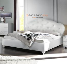 Letto matrimoniale con testata imbottita in finitura Bianco 