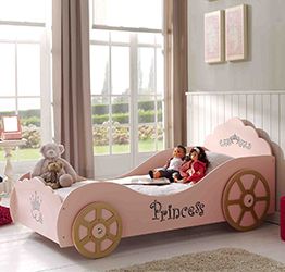 Letto principessa per bambine design macchina, finitura Rosa laccato