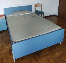 ACQUISTA ANCHE TU Letto una piazza e mezza POP 03, finitura Blu Avio