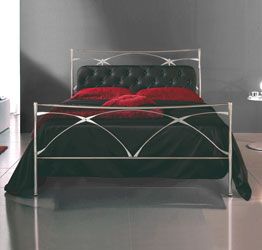 Letto ferro battuto moderno Ron in finitura Argento lucido