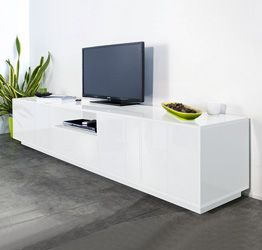 Porta tv di design con cassetto centrale e quattro ante laterali in finitura bianco laccato lucido