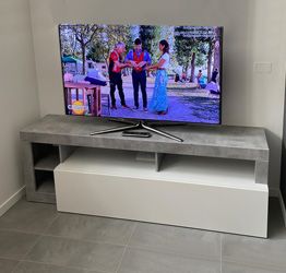Mobile Porta Tv moderno in finitura bianco laccato lucido e Cemento