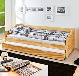 Divano letto con secondo letto ad estrazione in legno naturale