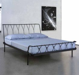 Letto in tubolare di ferro e ferro pieno Rust , color grafite, made in Italy