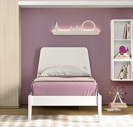 Letto singolo con testata squdrata in finitura Bianco