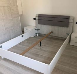 ACQUISTA ANCHE TU Letto matrimoniale in legno grigio della collezione Like 