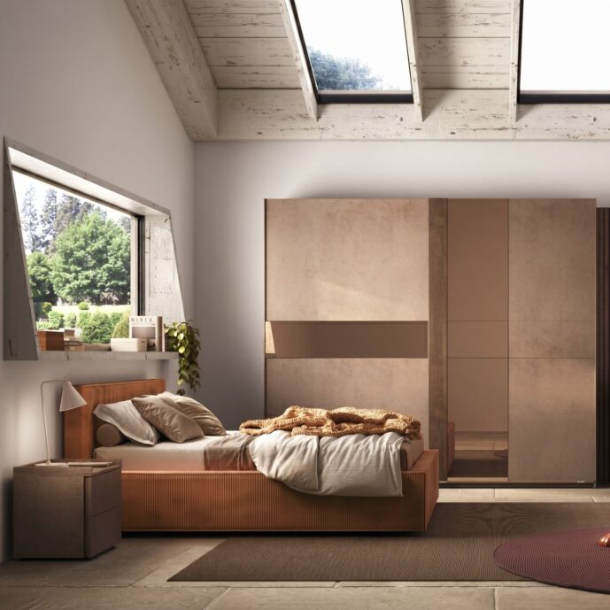 Camera matrimoniale con letto velluto Terracotta, Bronzo e Mercure