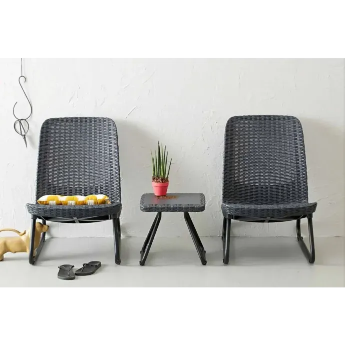 sedia sotto forte sconto
