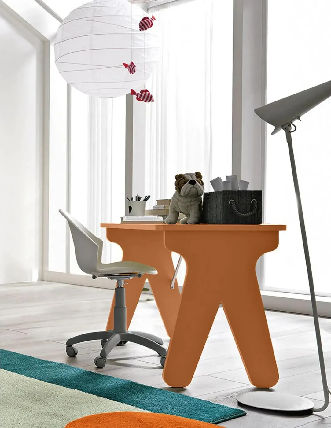 Scrivania Song per camerette in finitura Arancia