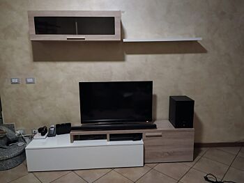 ACQUISTA ANCHE TU Parete attrezzata moderna, porta tv, mensola e pensile, rovere e bianco lucido