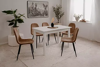 Conveniente tavolo allungabile di design