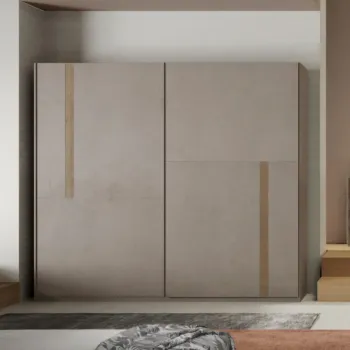 Camera matrimoniale con letto boucle Senape, finitura Bronzo e Mercure