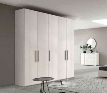 Armadio moderno 5 ante battenti, finitura larice bianco