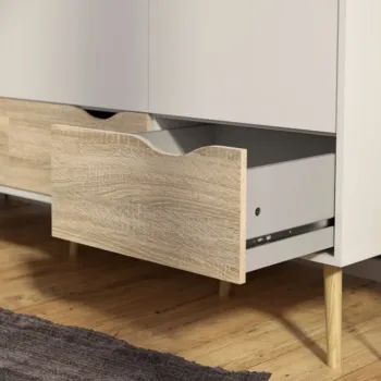Armadio con ante 