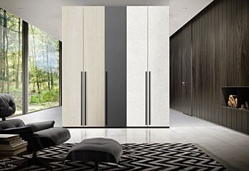 Armadio moderno L.226 a 5 ante battenti H.257, finiture Noce brina, Cemento Artico e Grigio Titanio