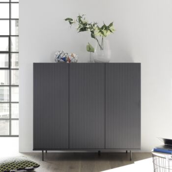 Madia moderna a 3 ante e piedini, color grigio gessato