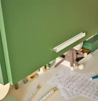 camera con ponte e angolo verde