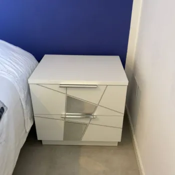 Comodini serigrafati con inserti specchio 2 cassetti, Bianchi