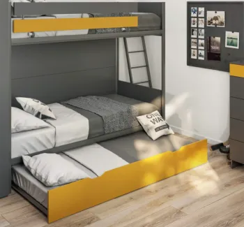 cameretta gialla con letto castello