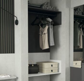 Cabina aperta per ingressi  in finitura Cemento Artico e Grigio titanio