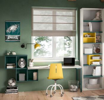 Zona studio moderna in finitura Bianco larice e Verde salvia