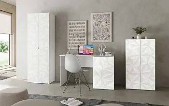 ufficio molto conveniente