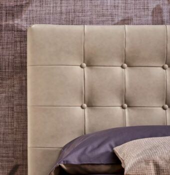 Letto matrimoniale Anima in ecopelle Crema con testata lavorata