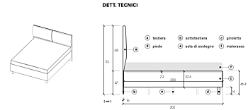 letto con cuscini marrone