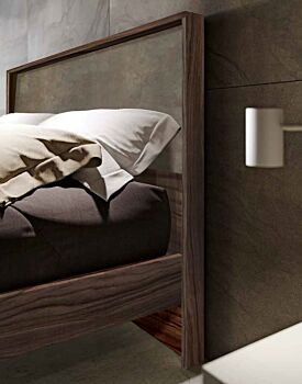 Letto matrimoniale in legno, Noce Moro con inserto Graniglia scura