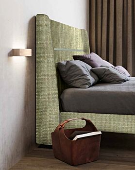 Letto matrimoniale king size con piedini, testata retrofinita Verde