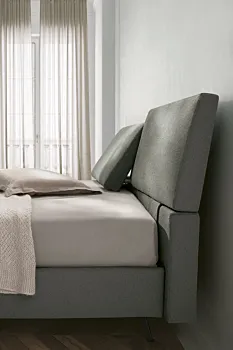 letto con testata reclinabile