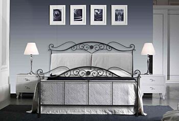 letto in ferro versione grigio polvere