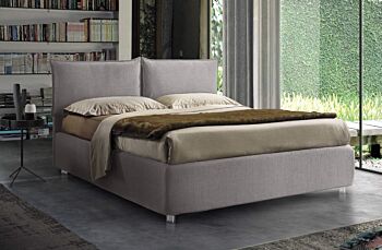 Letto moderno matrimoniale con cuscini in tessuto, finitura Cemento