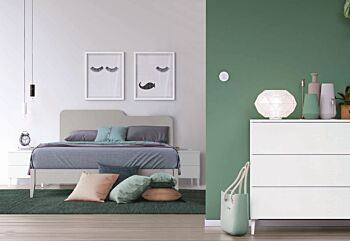 Letto matrimoniale Folder con testata in legno, finitura Grigio Dorian