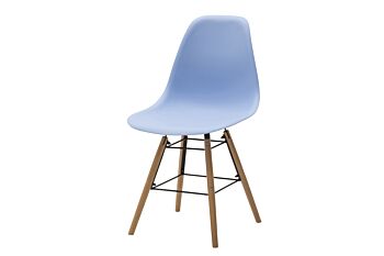 Sedia di Design Azzurro con gambe in Legno, seduta in pvc