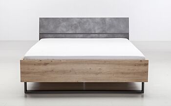 Letto Industry con testata ricurva in finitura Rovere e Grigio smoke