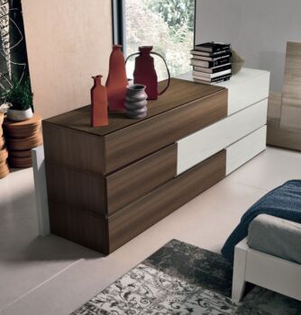 Comò maxi Bicolor con 6 cassetti alternati in Frassinato bianco e Quercia brown