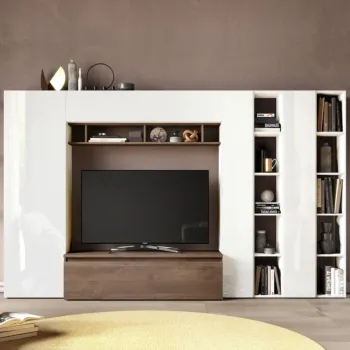 parete con librerie bianche